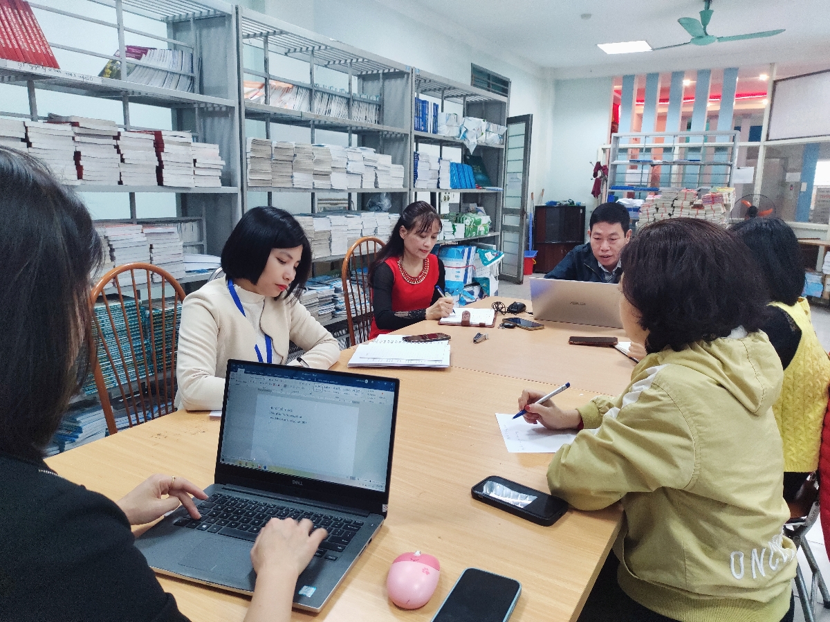 Họp đơn vị tháng 3 năm 2025